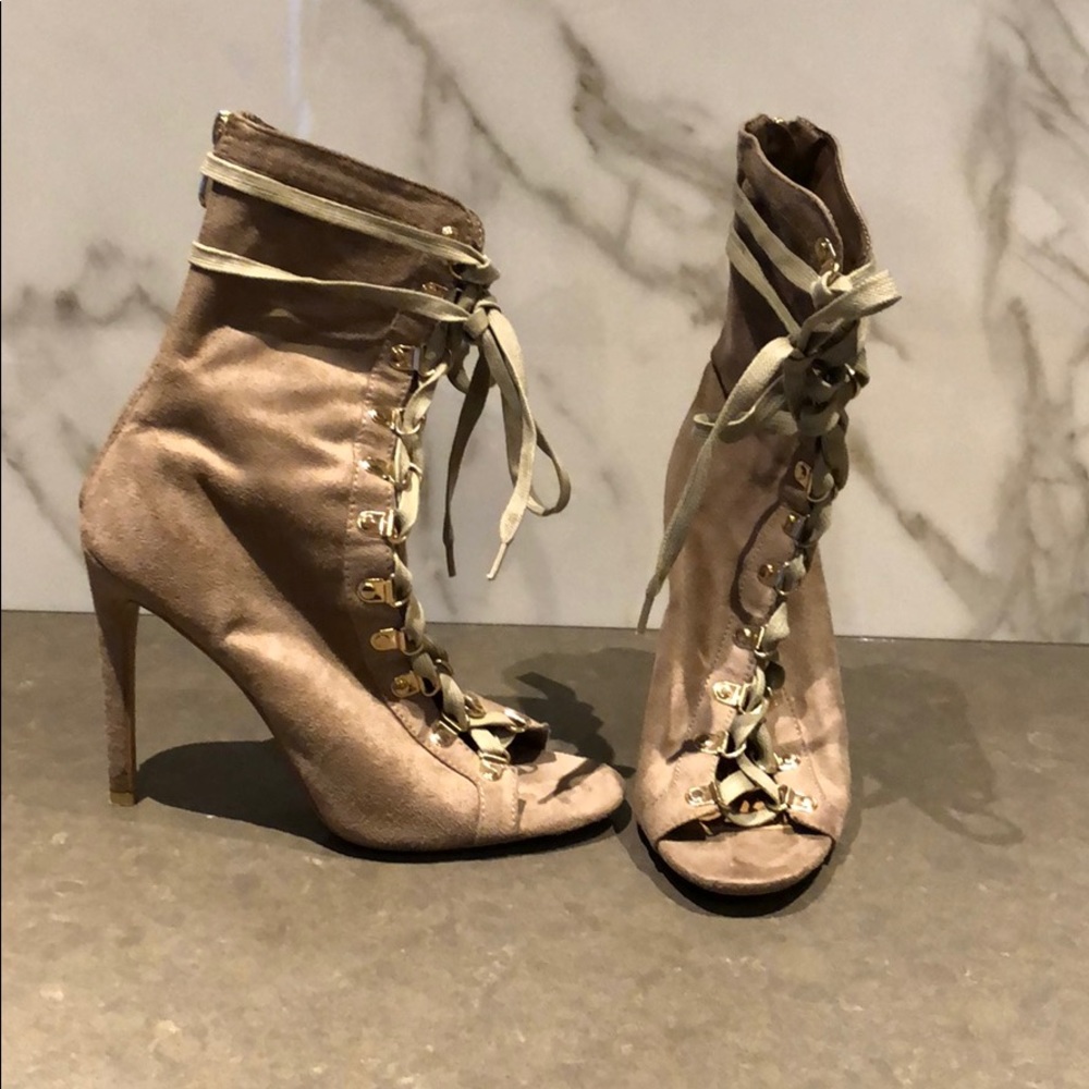 Cape robbin lace up heels